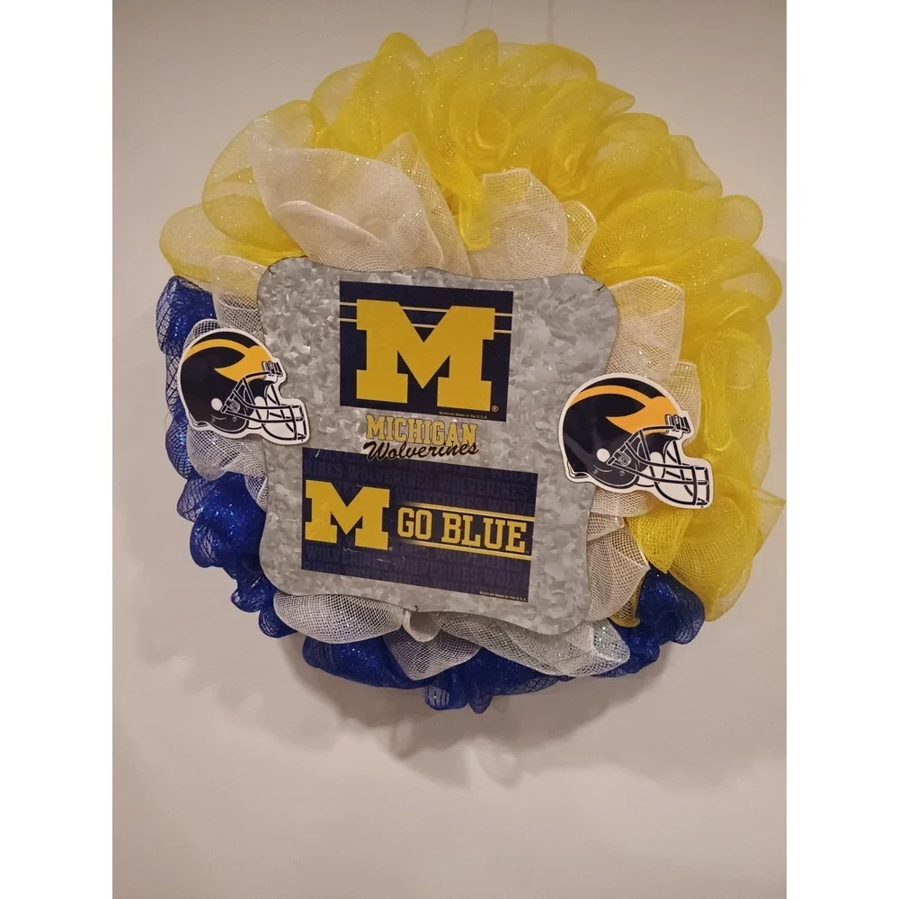 Michigan, Michigan State Wreath, Michigan State University Wreath, Wolverines...